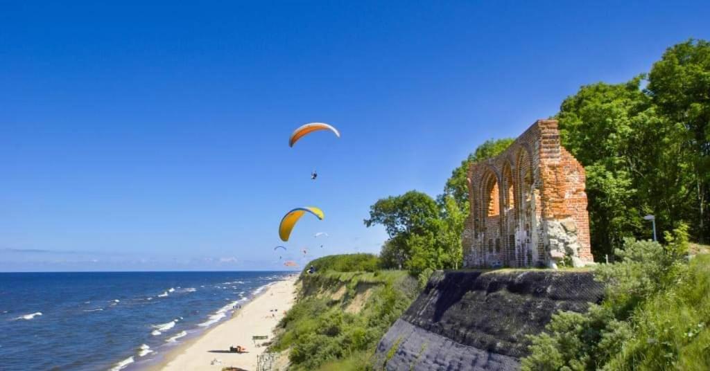 Apartamenty Obok Ruin Trzęsacz Dış mekan fotoğraf